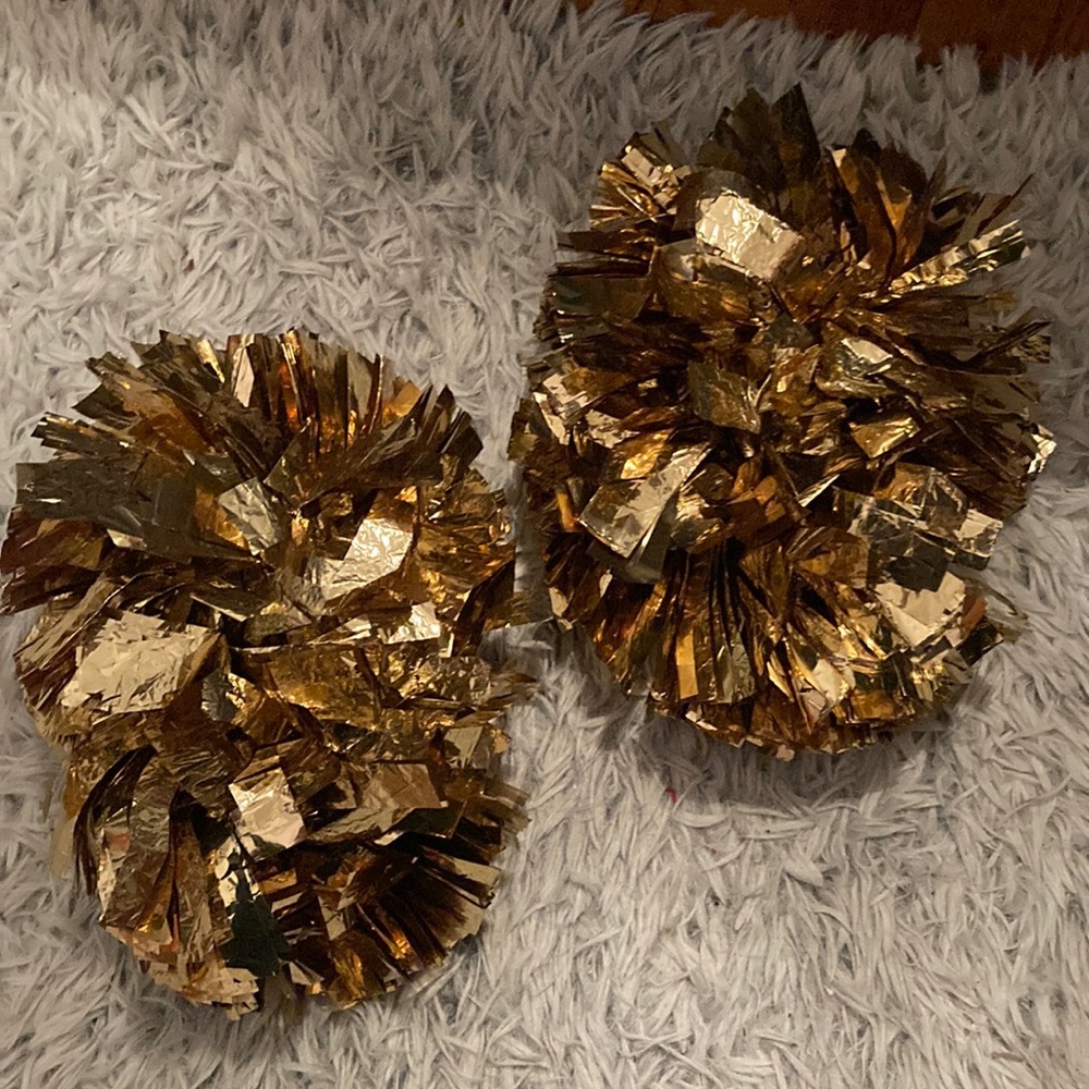 Champion Metallic Gold Pom Poms